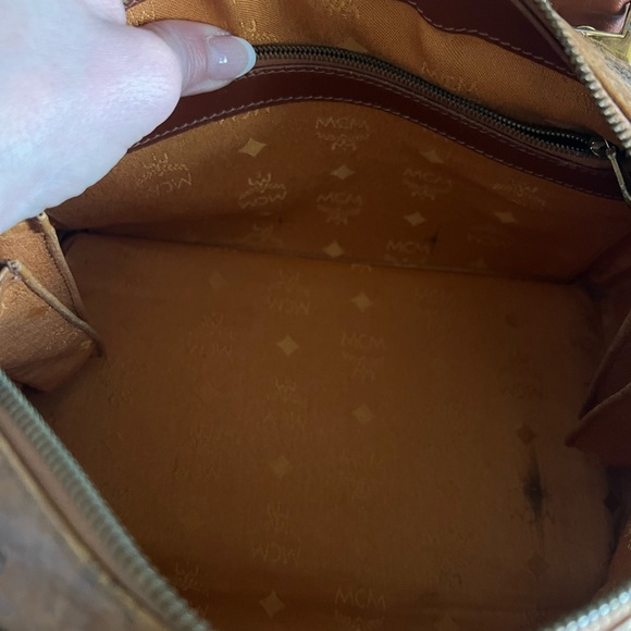 MCM Leather-Trimmed Visetos Boston Tote Bag Authentic EUC  + unbranded dust bag - Picture 13 of 16